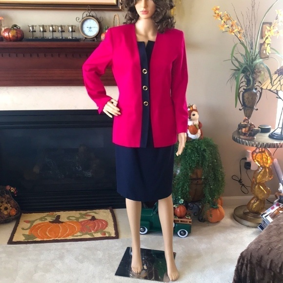 Brand New Kasper 2-Piece Pink & Navy Blue Skirt Suit - Picture 2 of 16